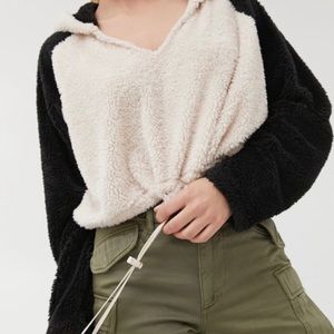 Urban Outfitters Cropped Sweater